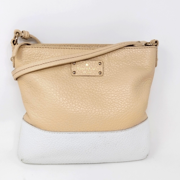 kate spade Handbags - Kate Spade Bay Street Cora Crossbody Bag